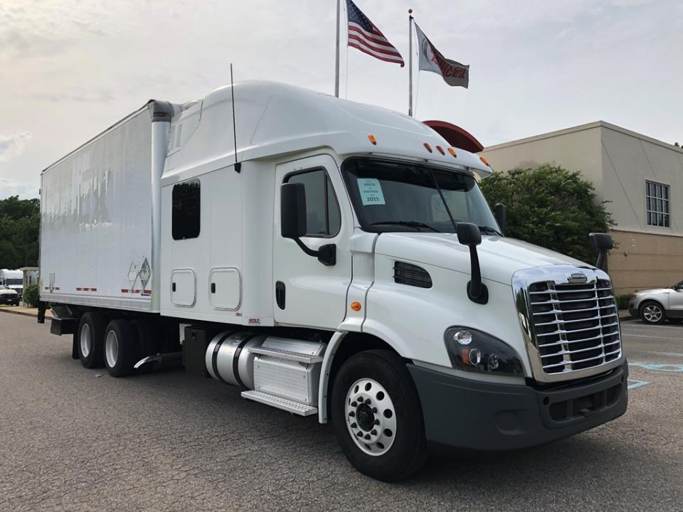 Used 2015 Freightliner Cascadia Reefer SST100 Bolt Custom Sleeper For