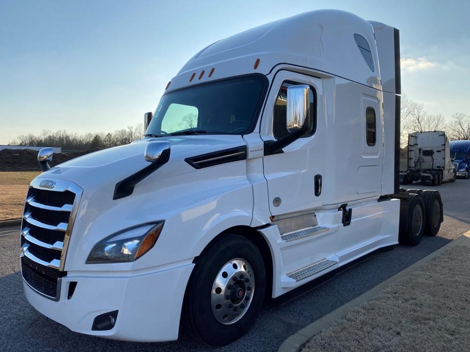 Used 2019 Freightliner Cascadia For Sale in Southaven, Mississippi