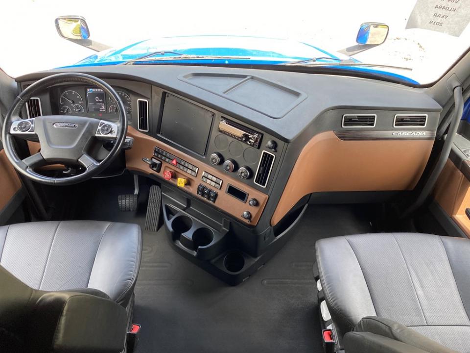 Used 2019 Freightliner Cascadia For Sale in Southhaven, MS 38671