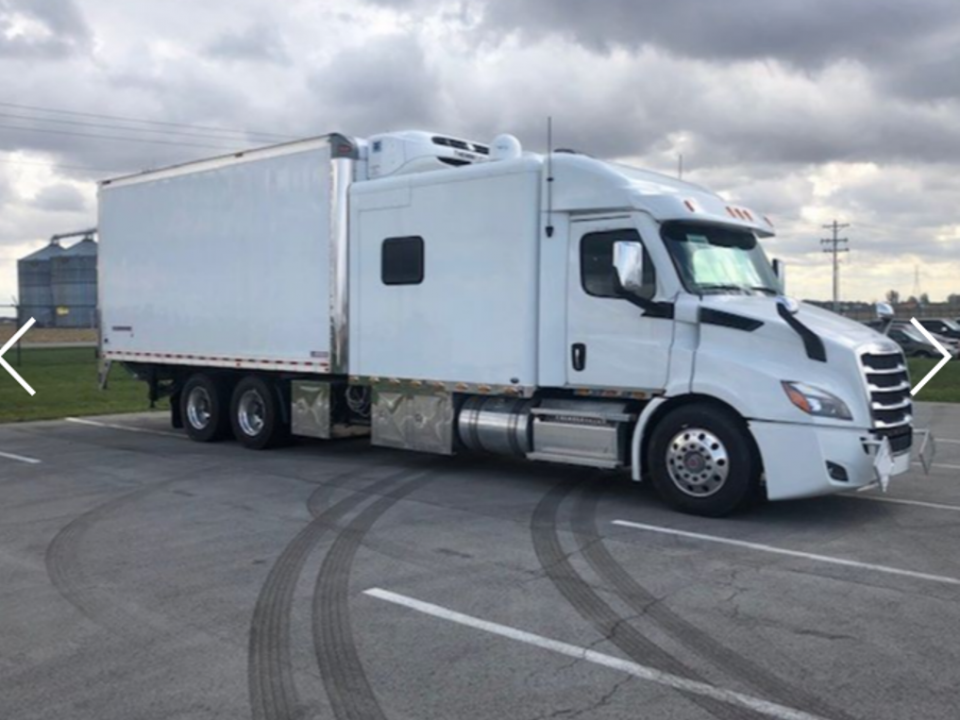 inside custom sleeper trucks