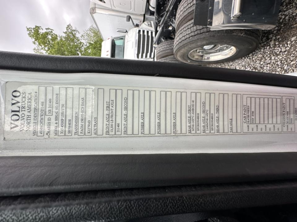 168271862347801.jpg
